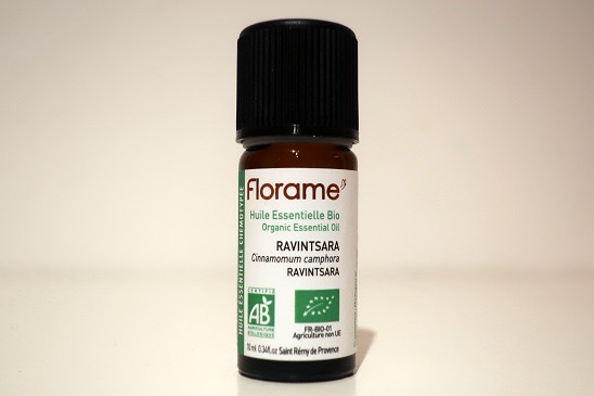 HE RAVINTSARA CINNAMOMUM CAMPHORA